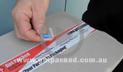 How to apply plastic buckles to plastic strap and tension